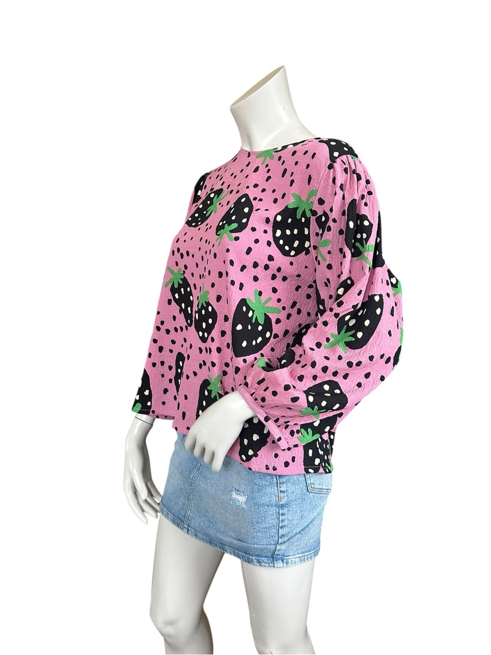 Compañia Fantastica Purple-ish Pink Black Abstract Strawberry Print Blouse Large - Picture 5 of 8